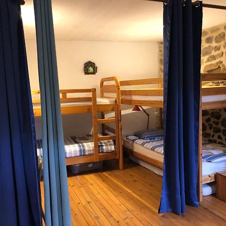 Les Pentes Du Chateau De Retourtour 拉马斯特尔 外观 照片